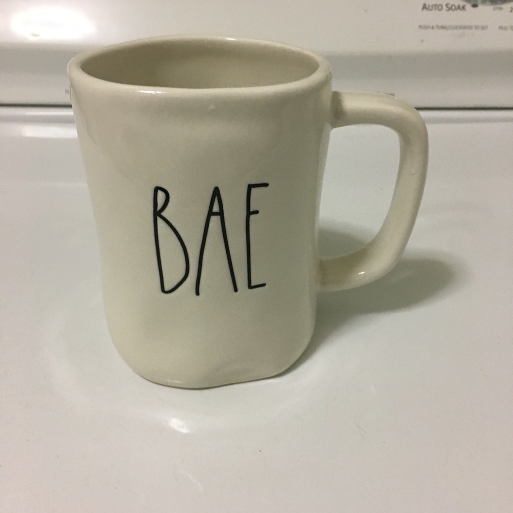 Set of 4 Rae Dunn Mug Set - Picture 2 of 8